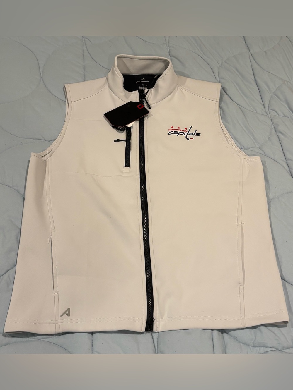 Antigua Men's Washington Capitals Demand Full-Zip Golf Vest Gray Size Large